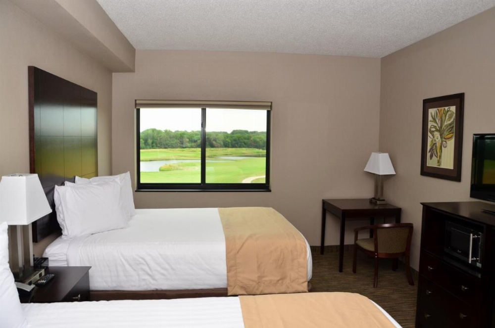Qube Hotel - Polk City