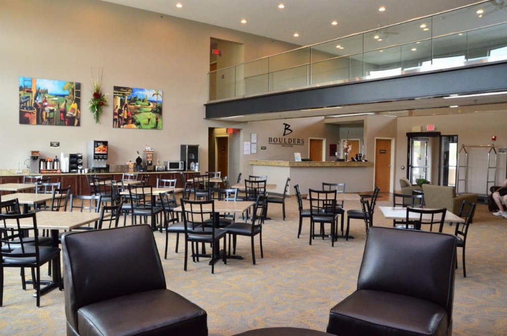 Qube Hotel - Polk City Image 26